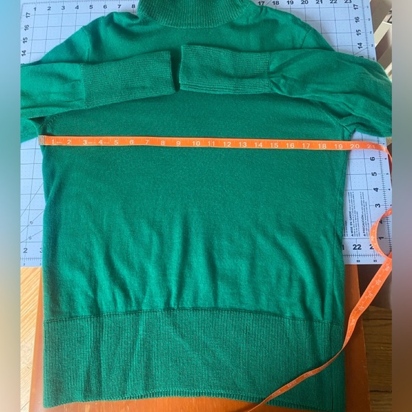ORVIS 100% Wool Kelly Green Turtleneck Sweater Medium - Picture 14 of 16